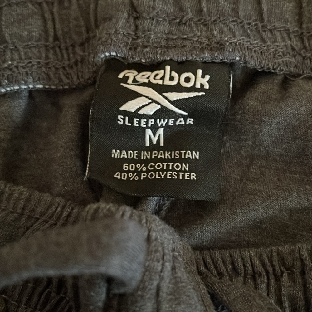 🌺REEBOK GRAY LOUNGE PANTS - Picture 4 of 4